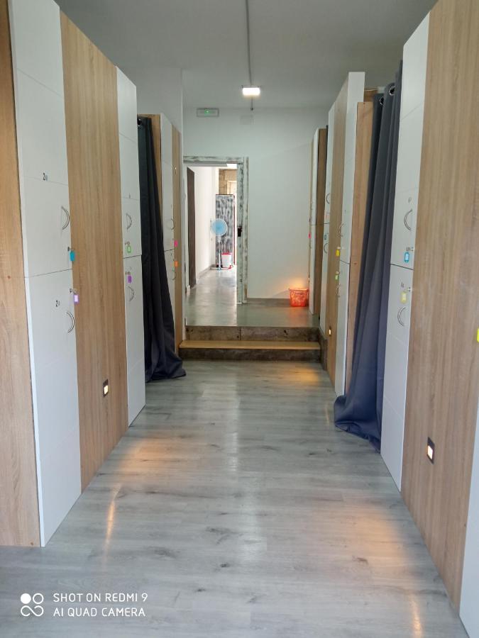 Albergue Alecer Caldas De Reis Buitenkant foto