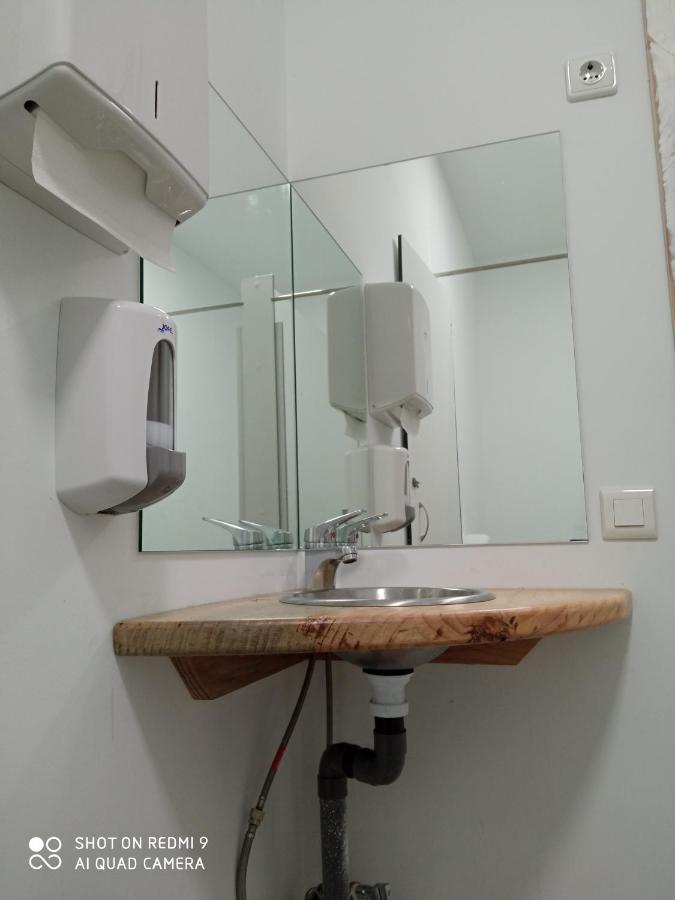 Albergue Alecer Caldas De Reis Buitenkant foto