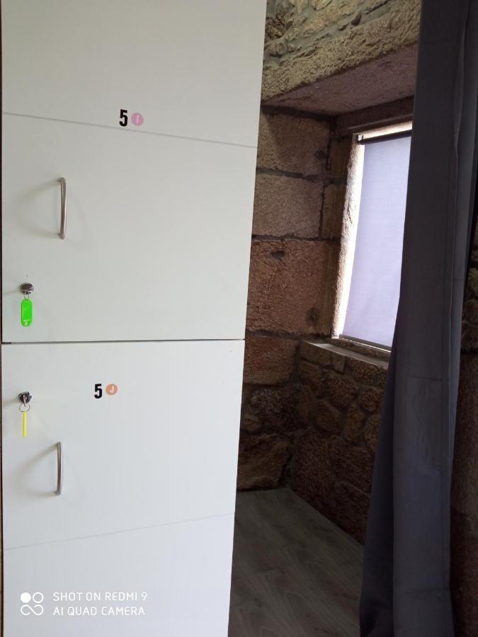 Albergue Alecer Caldas De Reis Buitenkant foto